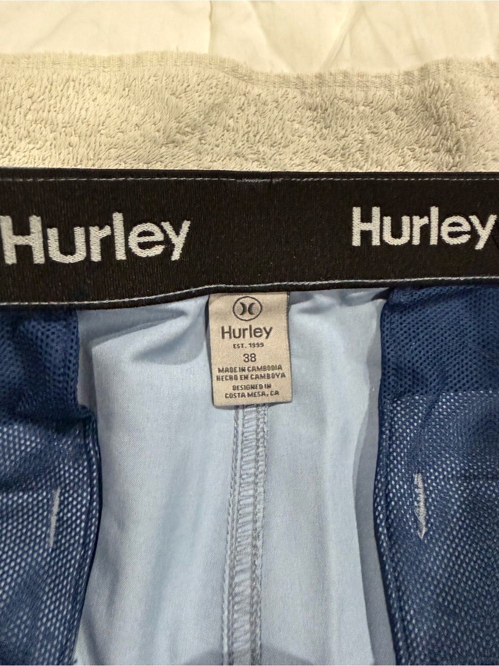 Hurley Hybrid shorts- new with tags - Picture 3 of 8